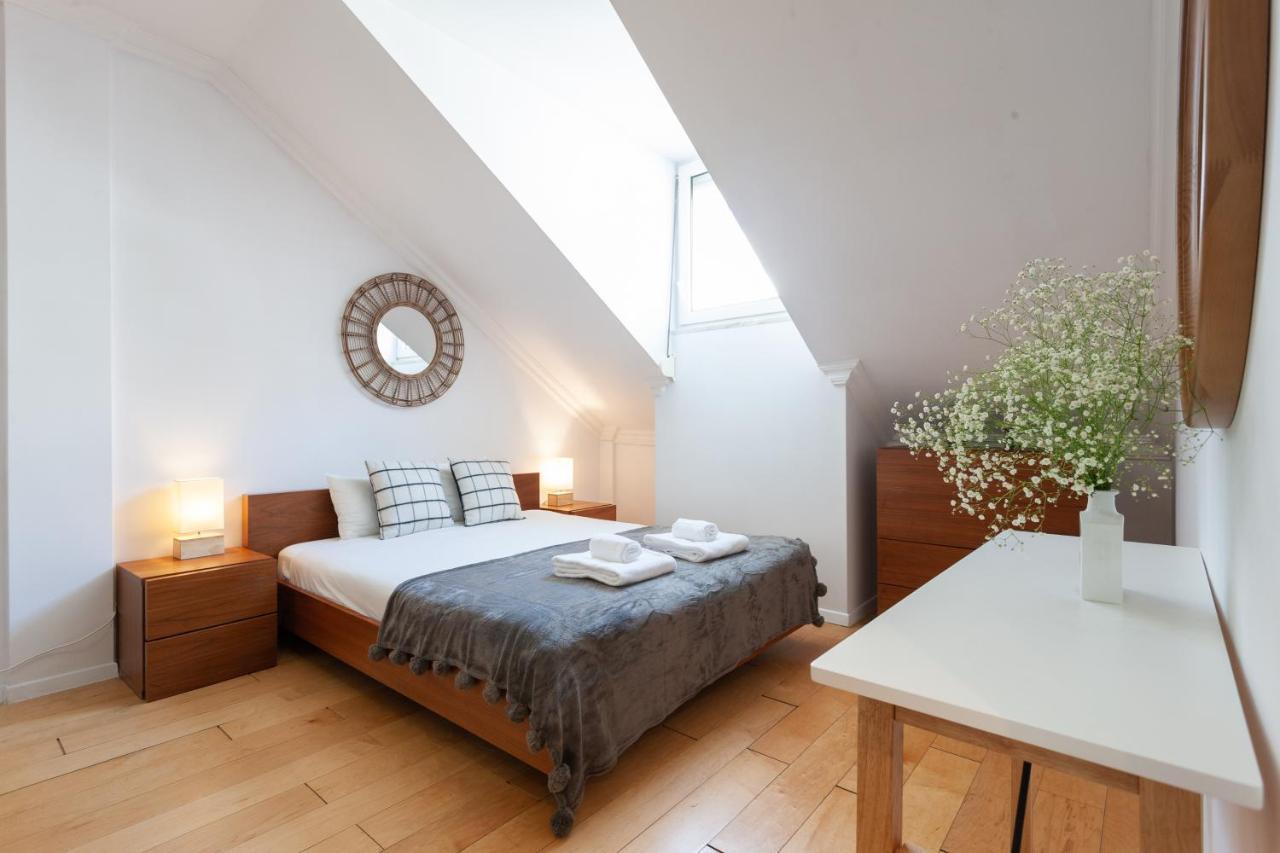 Liberty Penthouse Three-Bedroom Apartment - By Lu Holidays Lisboa Eksteriør billede